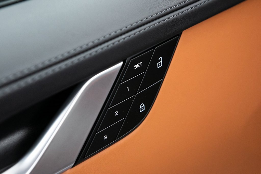 Thumbnail: 2023 Porsche 911 - 17