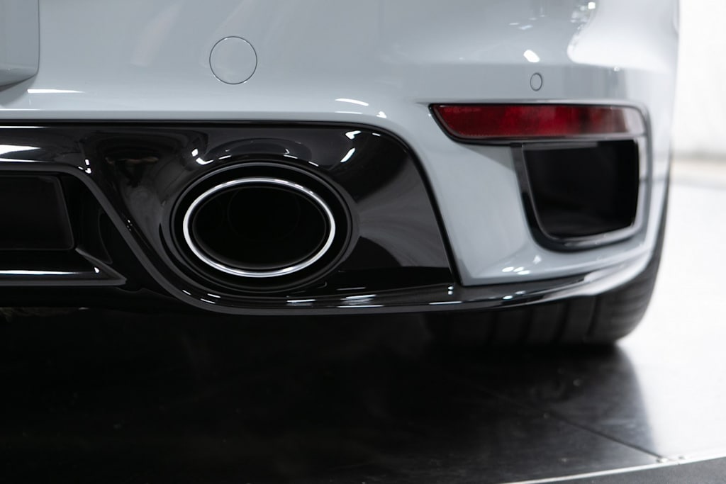 Thumbnail: 2023 Porsche 911 - 35