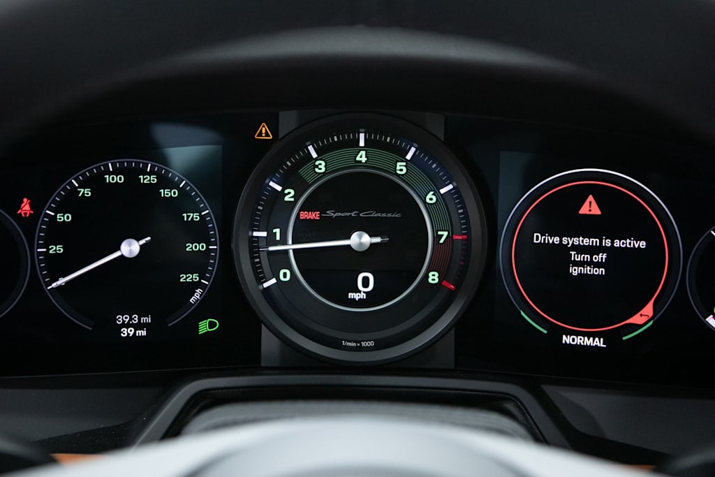 Thumbnail: 2023 Porsche 911 - 11