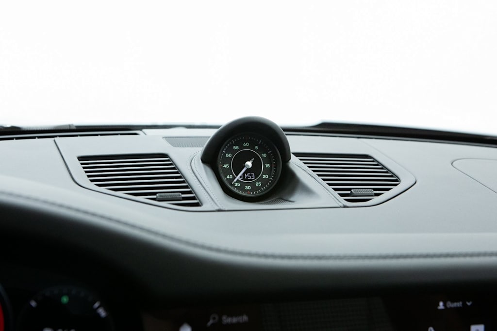 Thumbnail: 2023 Porsche 911 - 28