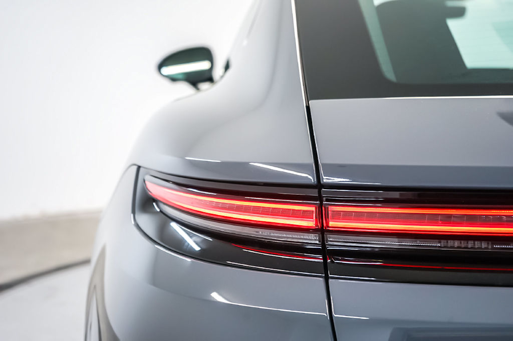 Thumbnail: 2026 Porsche Panamera - 22