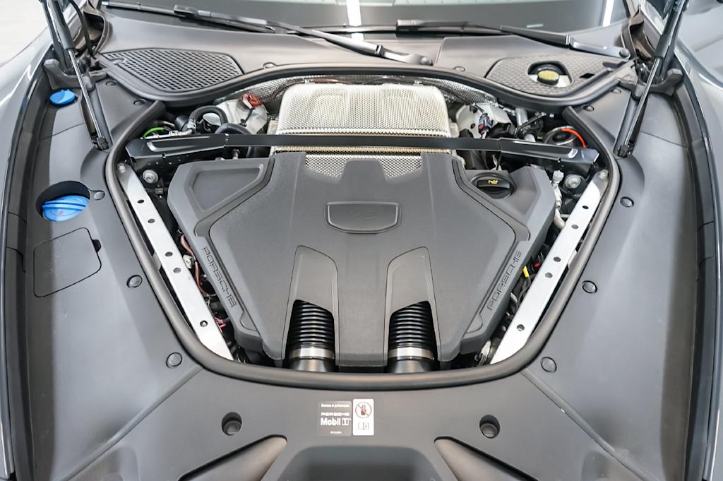 Thumbnail: 2026 Porsche Panamera - 34
