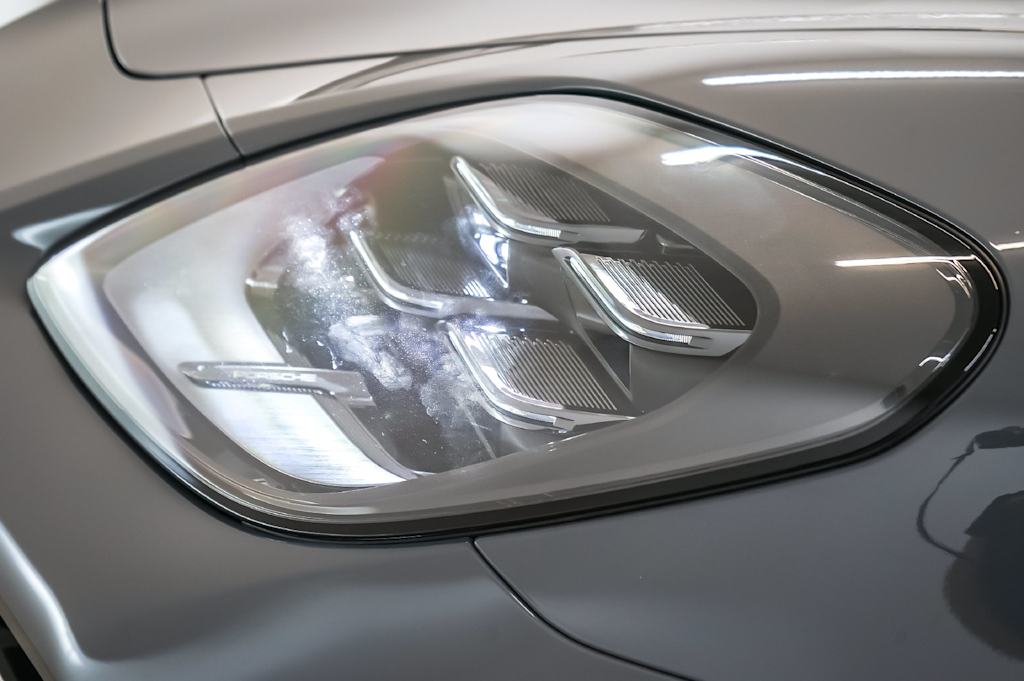 Thumbnail: 2026 Porsche Panamera - 25