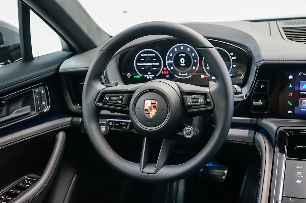 Thumbnail: 2026 Porsche Panamera - 13