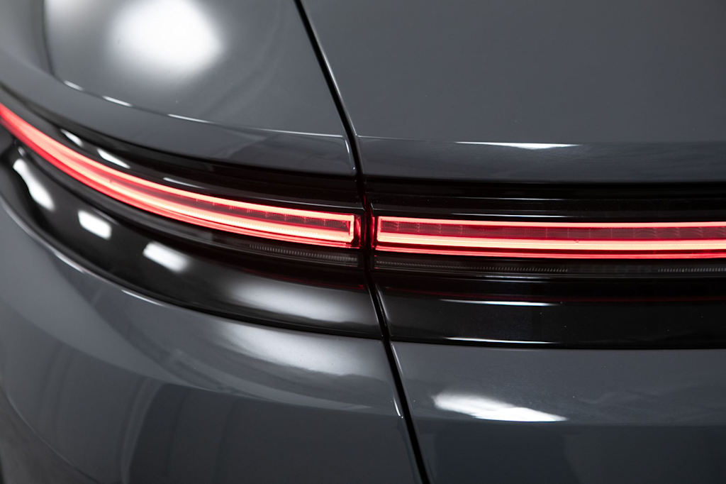 Thumbnail: 2026 Porsche Panamera - 22