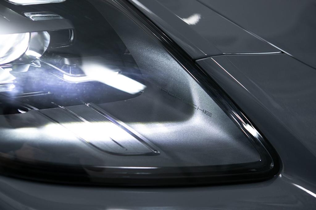 Thumbnail: 2026 Porsche Panamera - 20