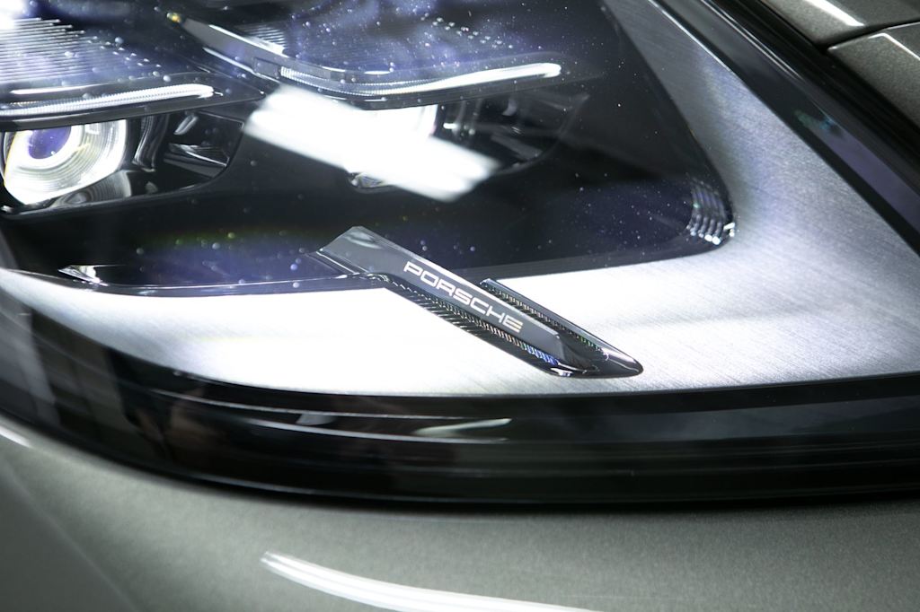 Thumbnail: 2026 Porsche Panamera - 20