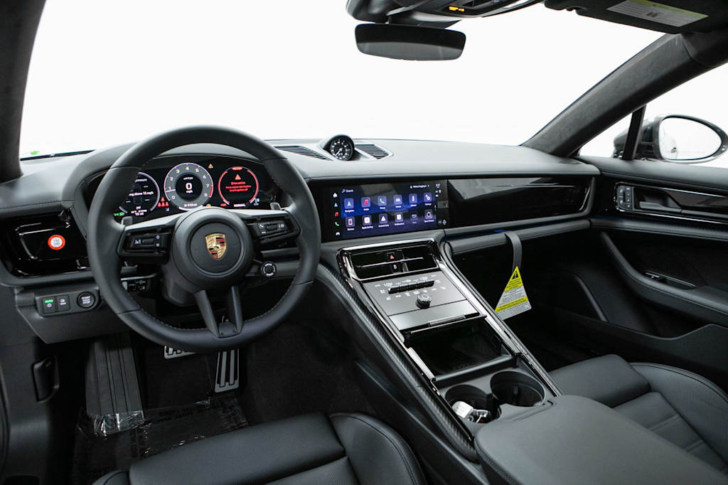 Thumbnail: 2026 Porsche Panamera - 5