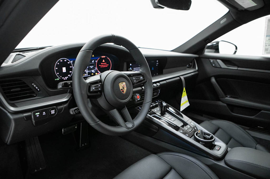Thumbnail: 2026 Porsche 911 - 2