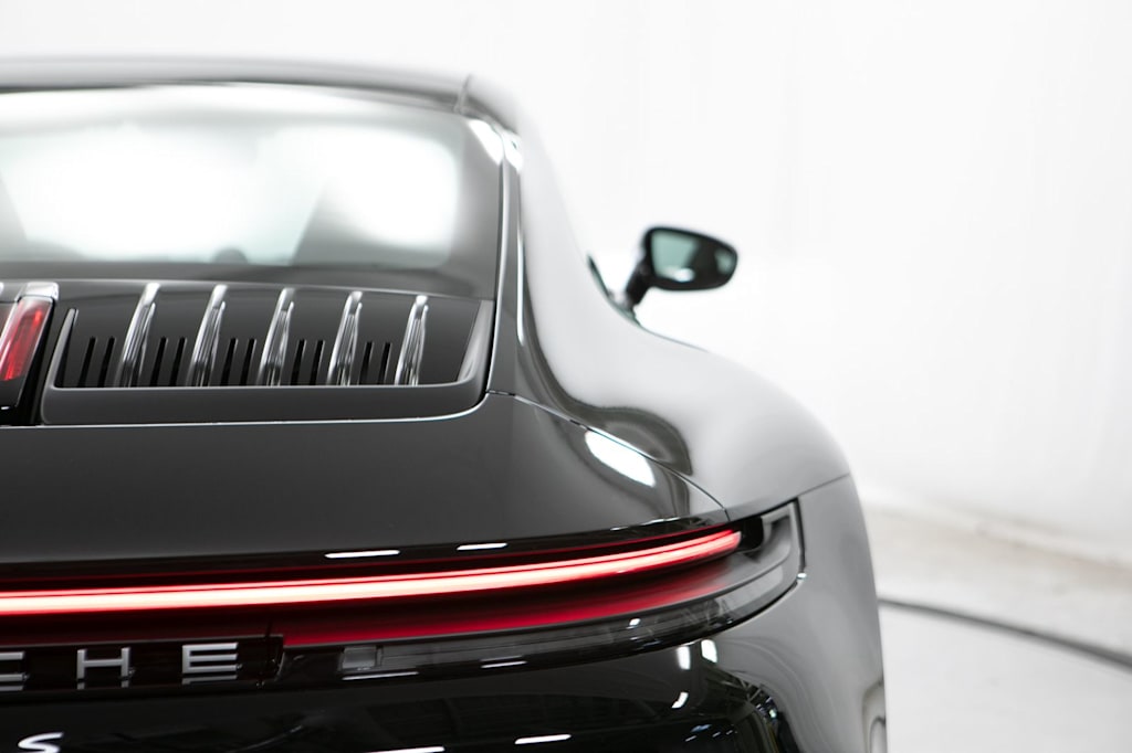 Thumbnail: 2026 Porsche 911 - 22
