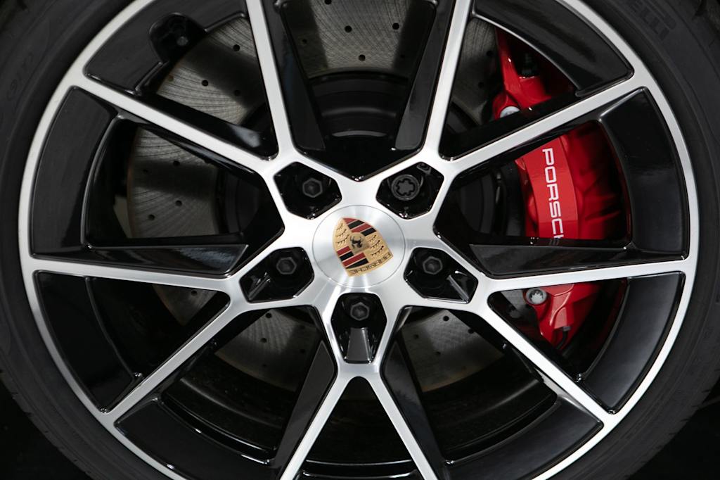 Thumbnail: 2026 Porsche 911 - 5