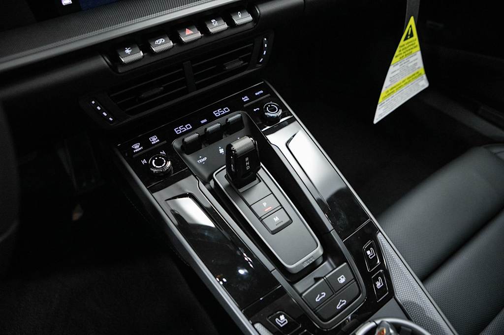 Thumbnail: 2026 Porsche 911 - 28