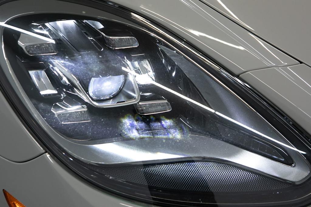 Thumbnail: 2023 Porsche Panamera - 19