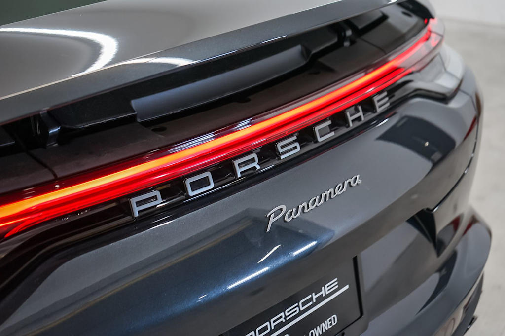 Thumbnail: 2023 Porsche Panamera - 21