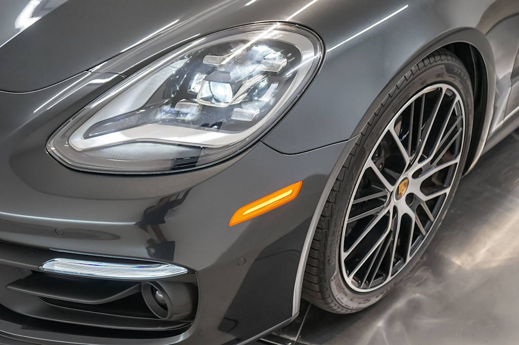 Thumbnail: 2023 Porsche Panamera - 24