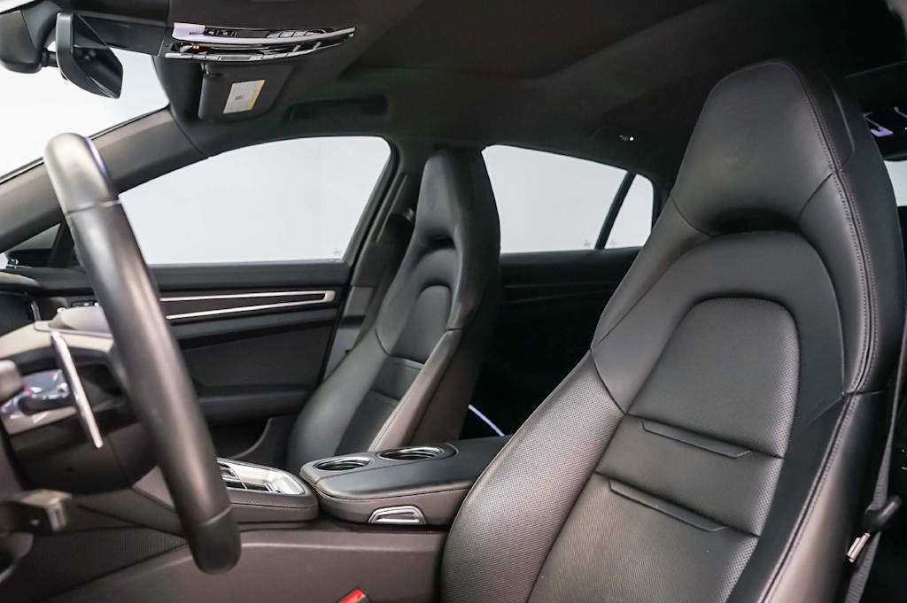 Thumbnail: 2023 Porsche Panamera - 11