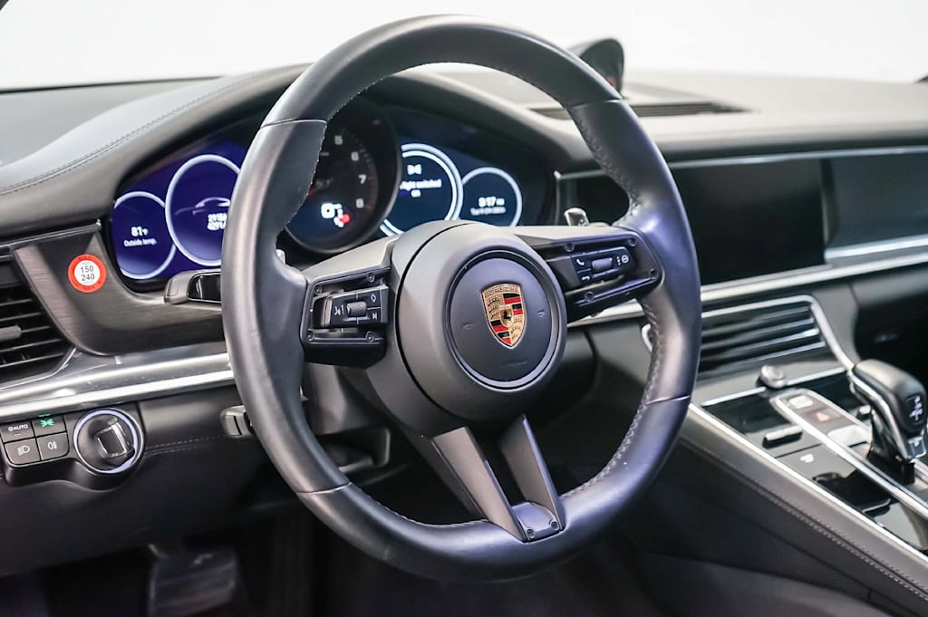 Thumbnail: 2023 Porsche Panamera - 2