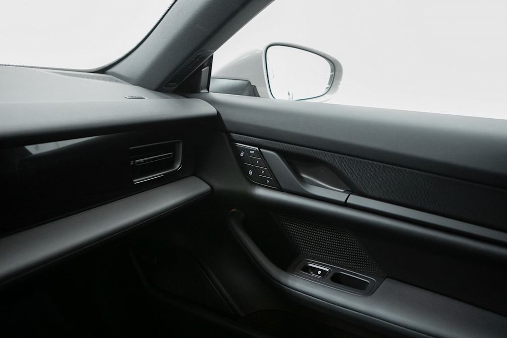 Thumbnail: 2024 Porsche Taycan - 29