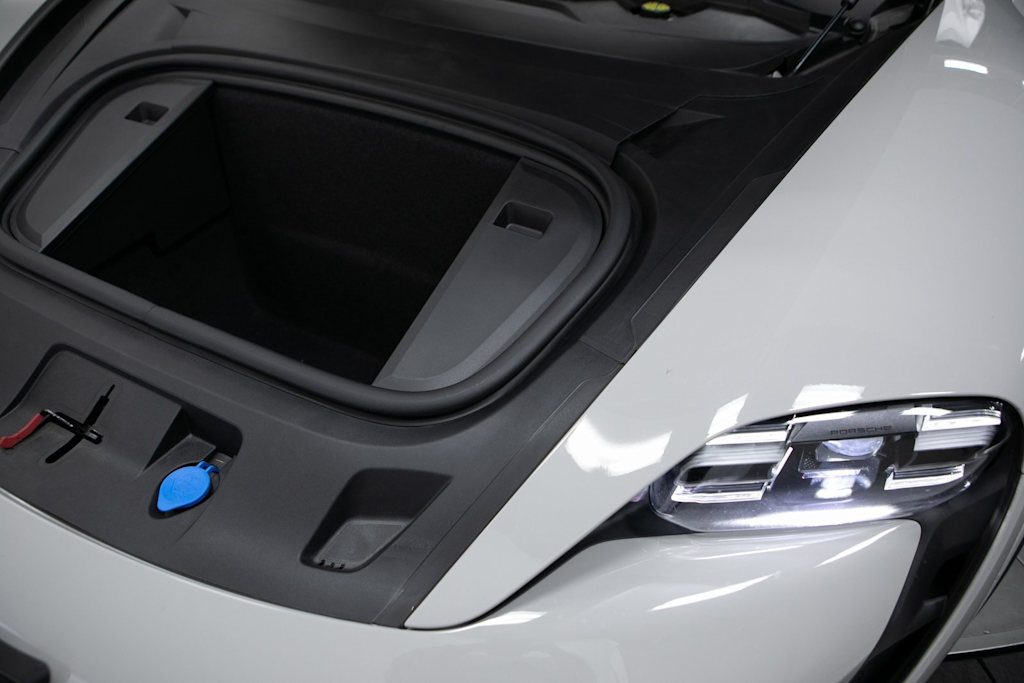 Thumbnail: 2024 Porsche Taycan - 33