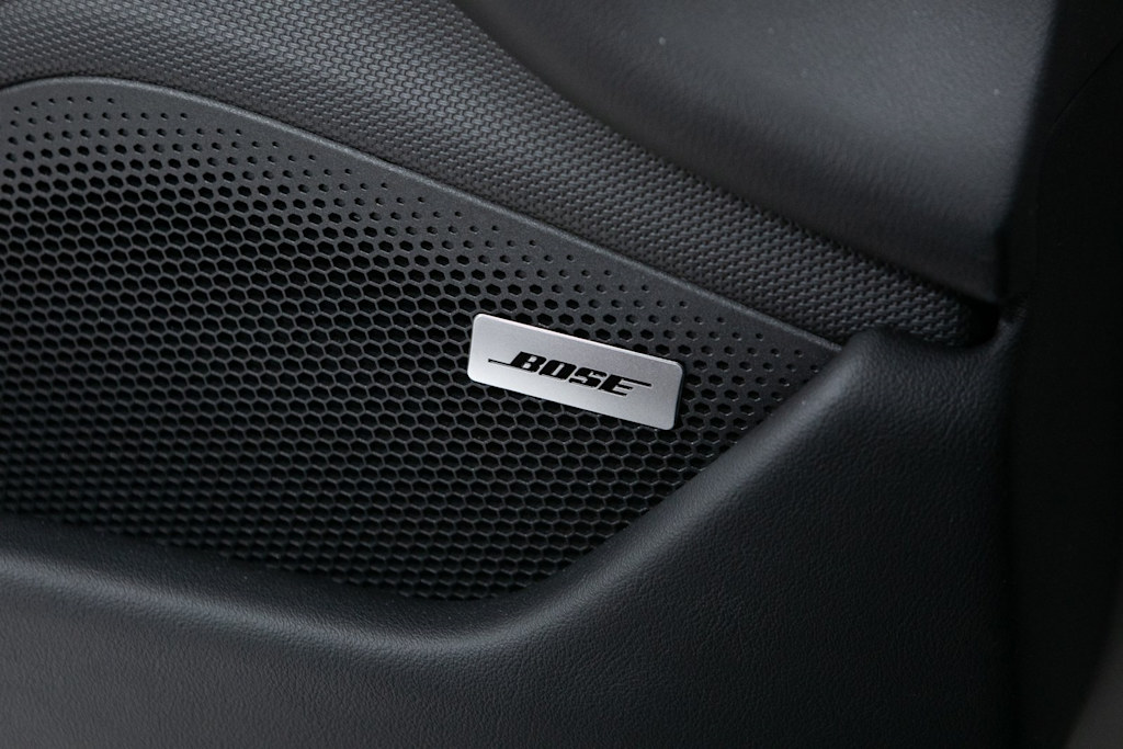 Thumbnail: 2024 Porsche Taycan - 16