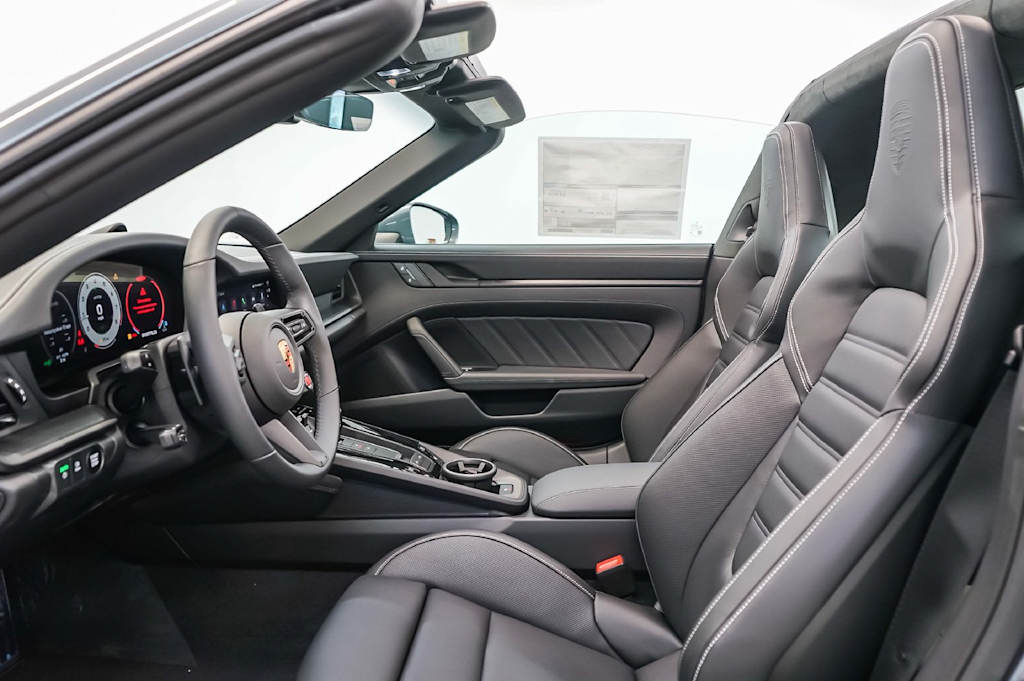 Thumbnail: 2026 Porsche 911 - 23