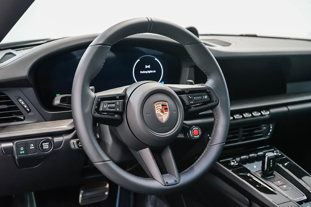 Thumbnail: 2026 Porsche 911 - 2