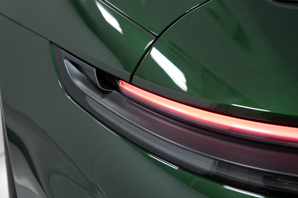Thumbnail: 2026 Porsche 911 - 15