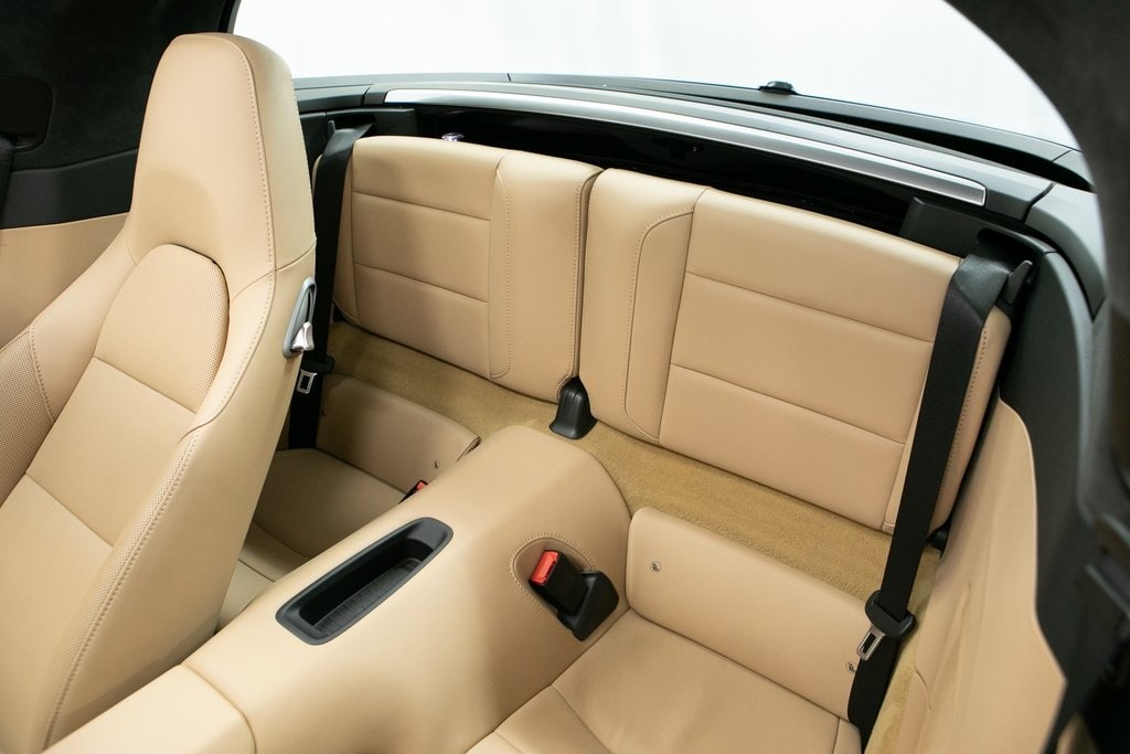 Thumbnail: 2015 Porsche 911 - 11