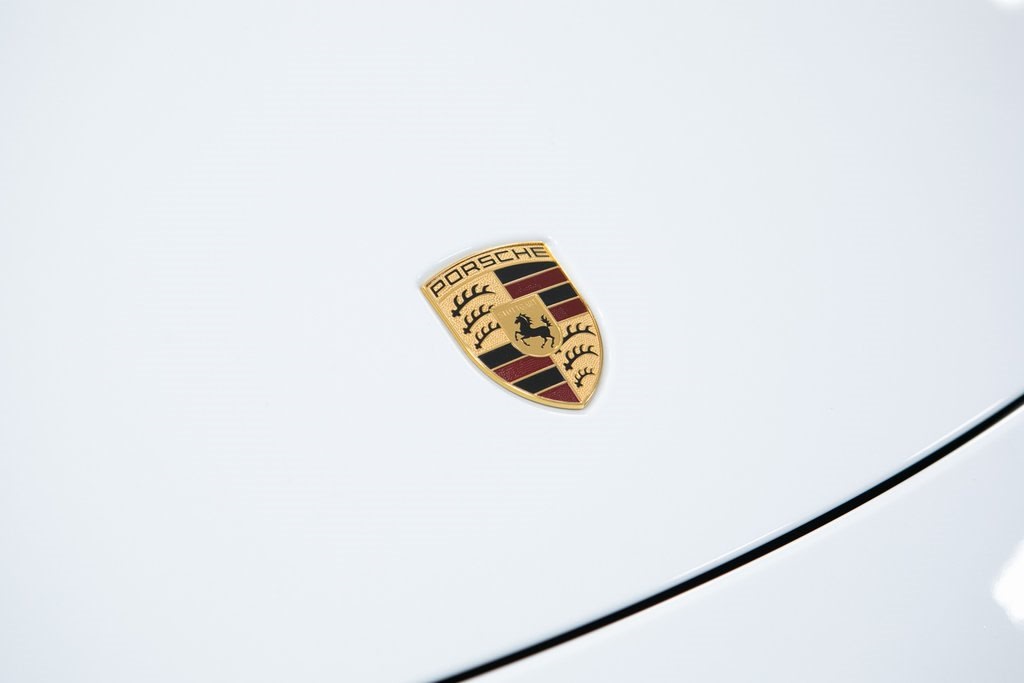 Thumbnail: 2015 Porsche 911 - 6