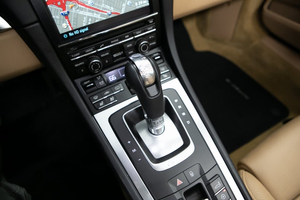 Thumbnail: 2015 Porsche 911 - 14