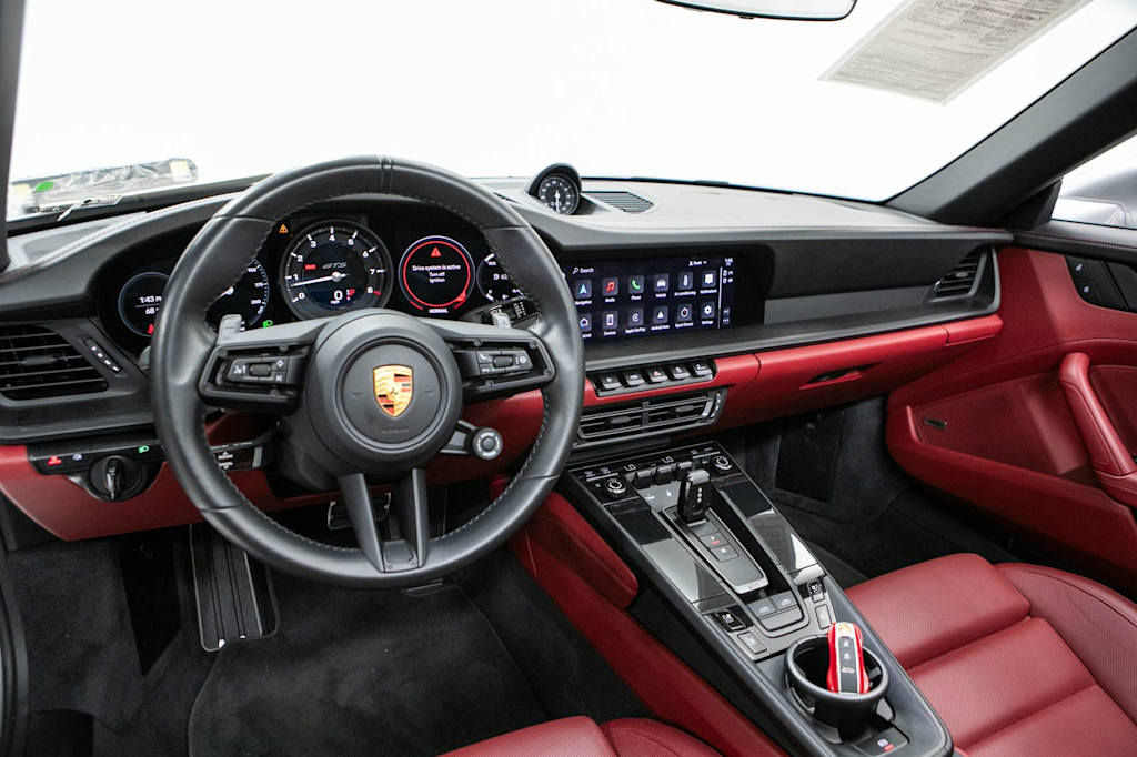 Thumbnail: 2022 Porsche 911 - 11