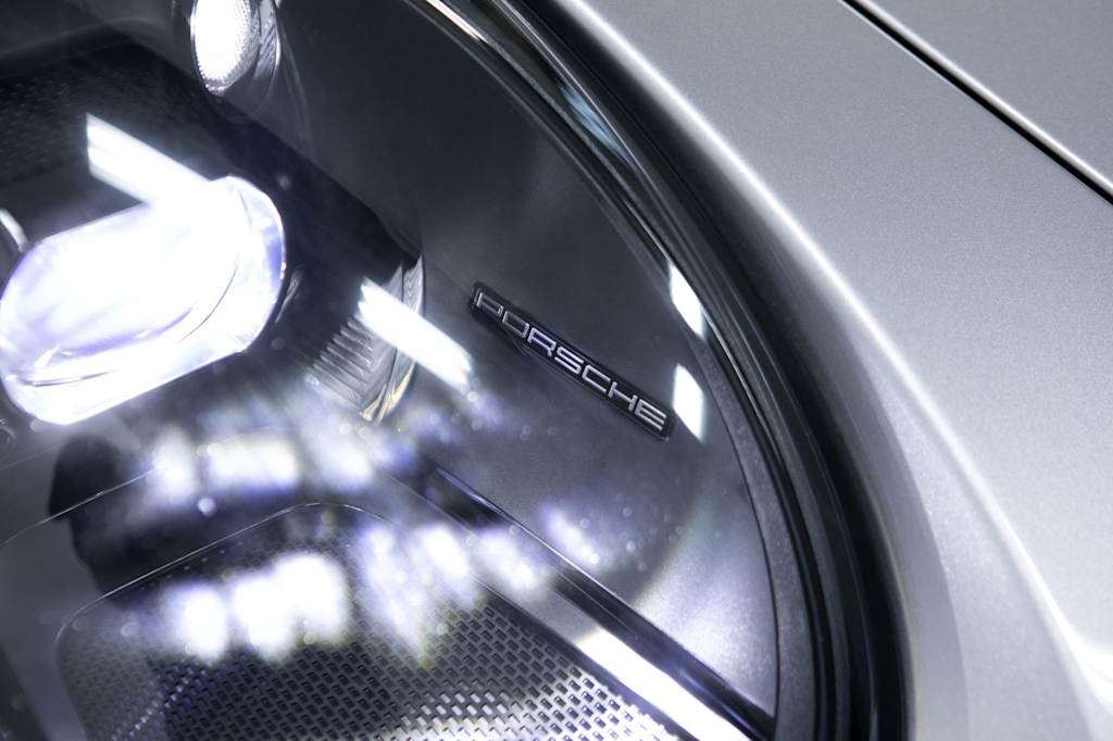 Thumbnail: 2022 Porsche 911 - 15