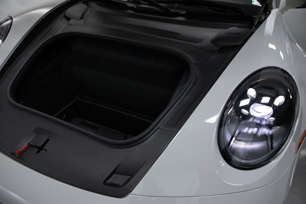 Thumbnail: 2024 Porsche 911 - 30