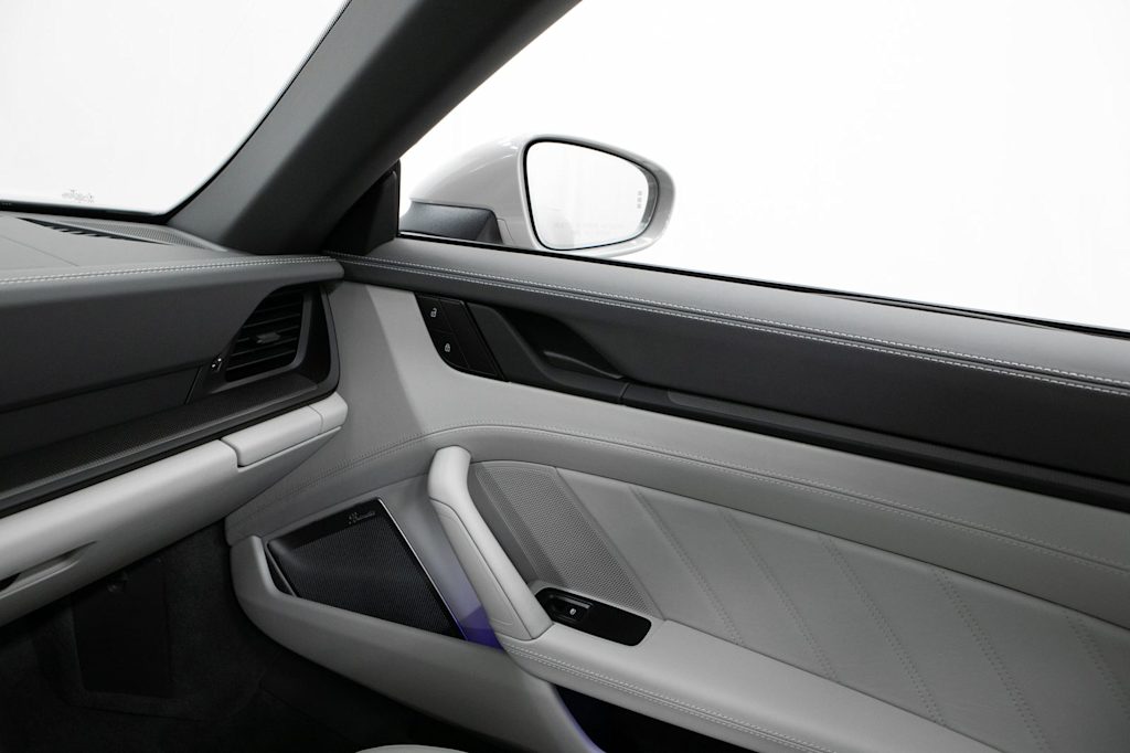 Thumbnail: 2024 Porsche 911 - 27