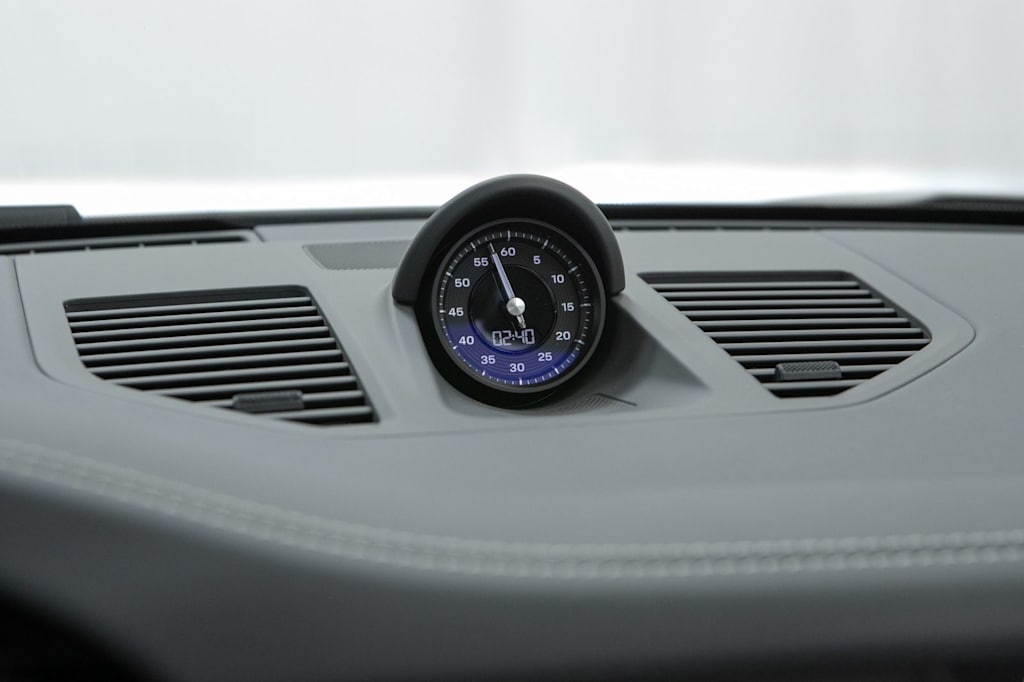 Thumbnail: 2024 Porsche 911 - 28