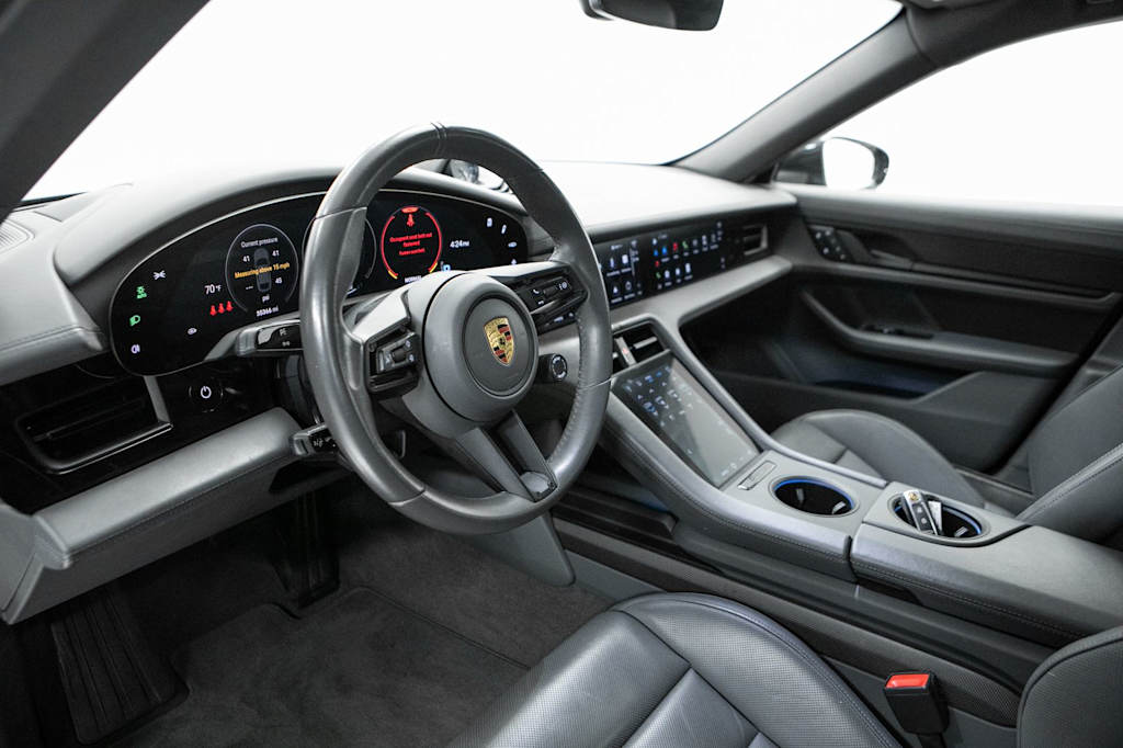 Thumbnail: 2023 Porsche Taycan - 2