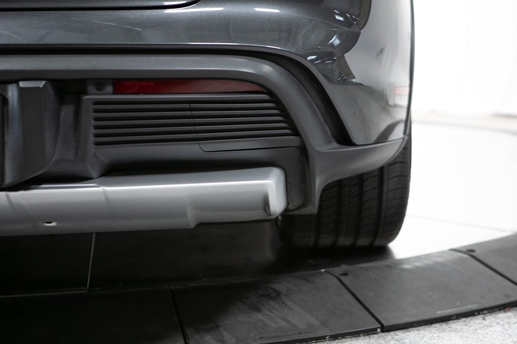Thumbnail: 2023 Porsche Taycan - 12