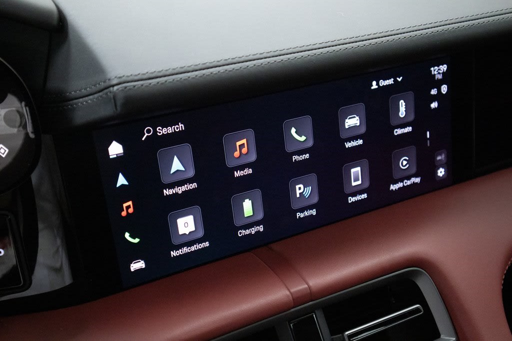 Thumbnail: 2025 Porsche Taycan - 20