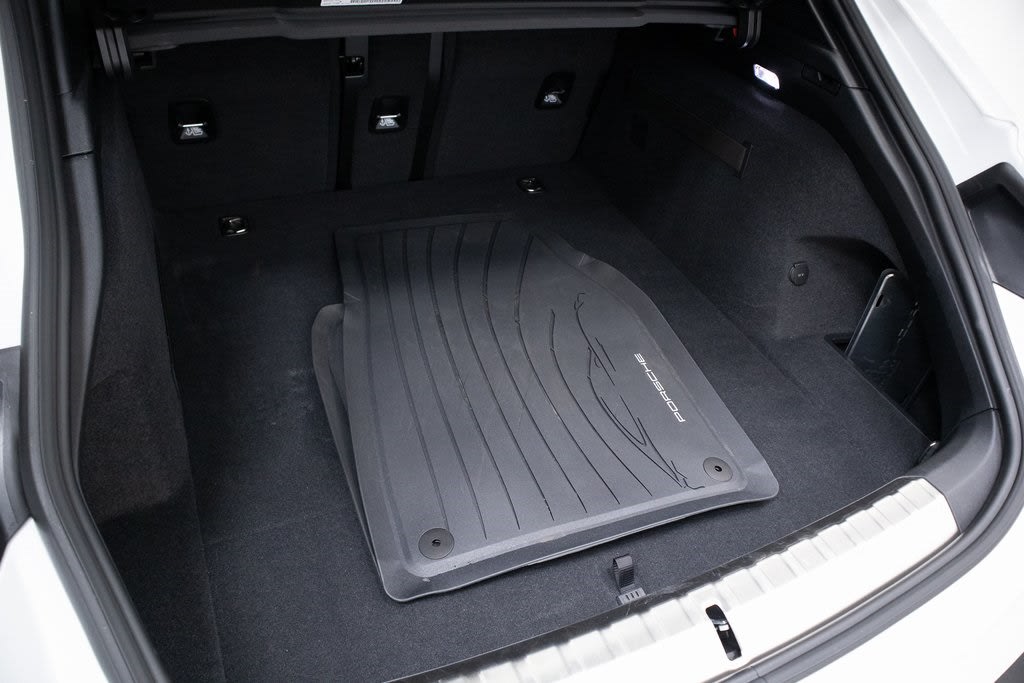 Thumbnail: 2025 Porsche Taycan - 13