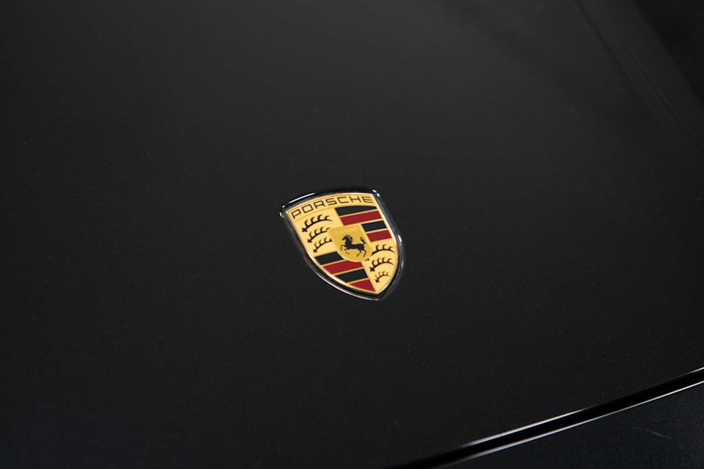 Thumbnail: 2023 Porsche Taycan - 22