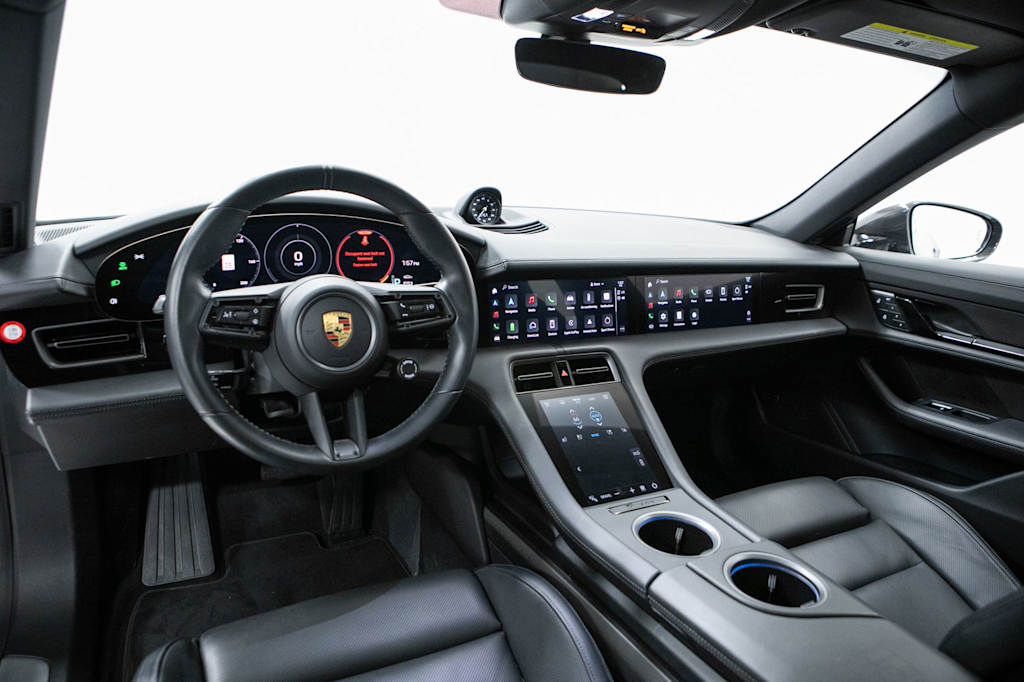 Thumbnail: 2023 Porsche Taycan - 5