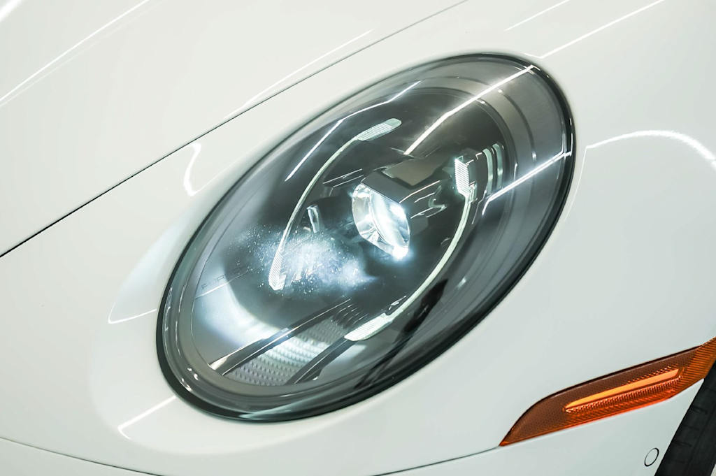 Thumbnail: 2025 Porsche 911 - 6
