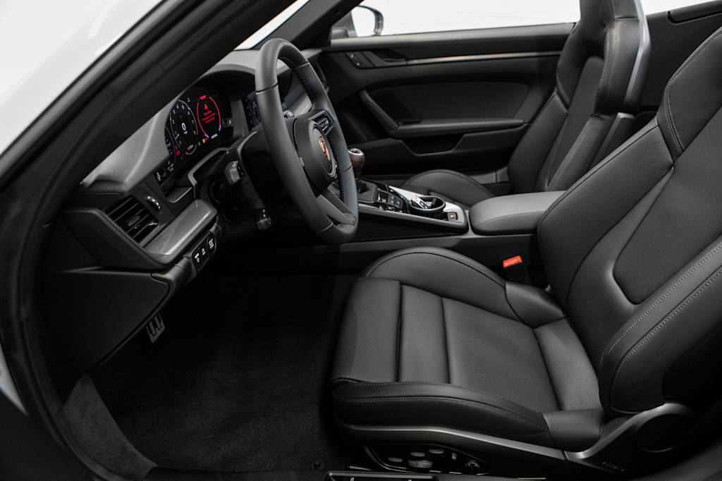 Thumbnail: 2026 Porsche 911 - 9