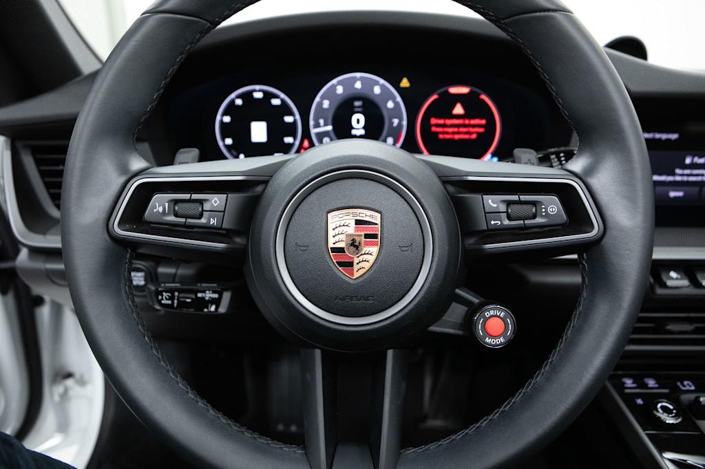 Thumbnail: 2025 Porsche 911 - 12