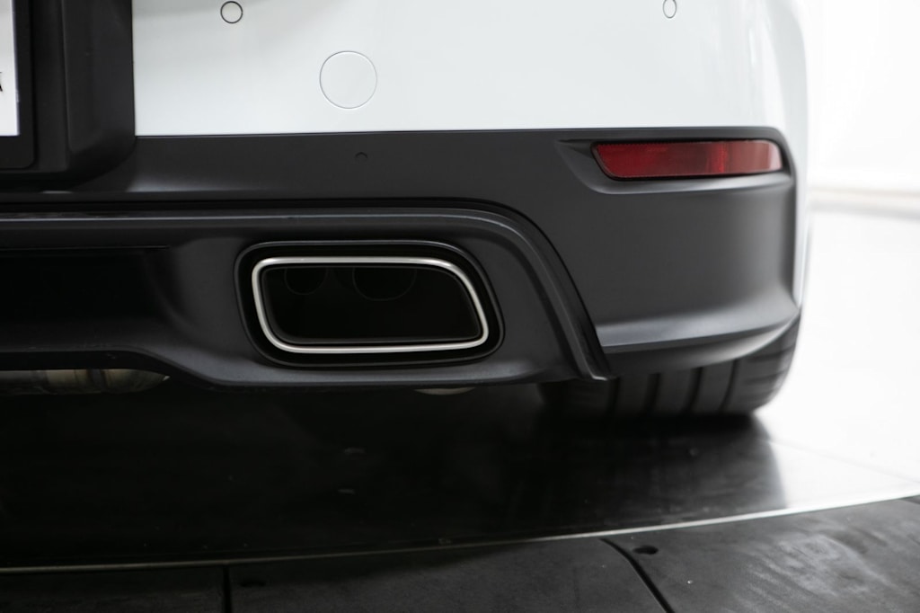 Thumbnail: 2025 Porsche 911 - 23