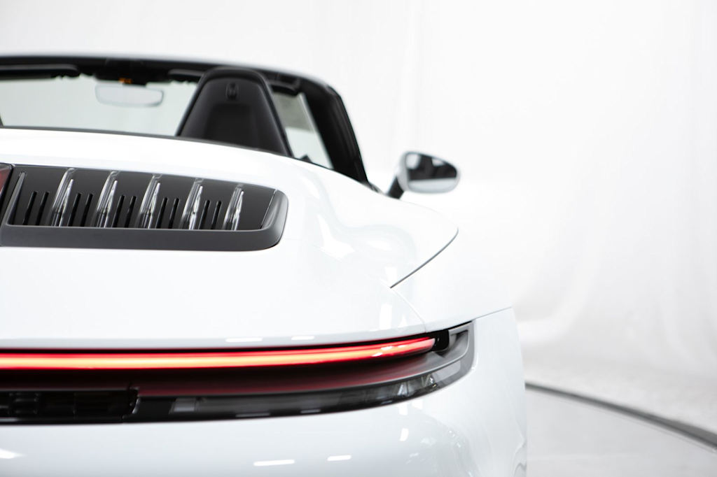 Thumbnail: 2025 Porsche 911 - 24