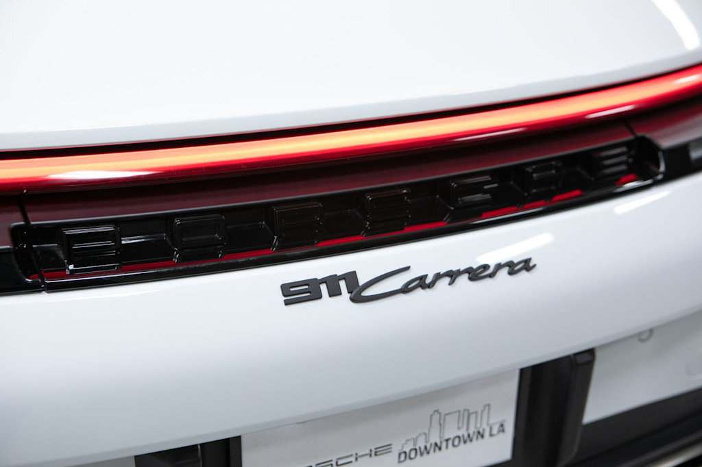 Thumbnail: 2025 Porsche 911 - 22