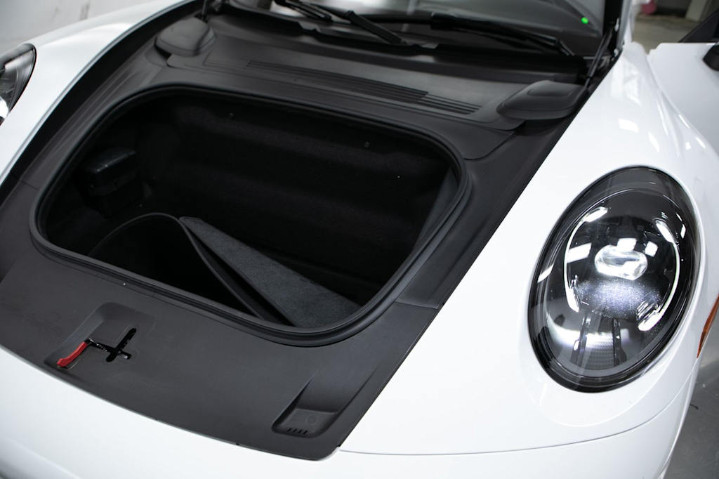 Thumbnail: 2025 Porsche 911 - 35
