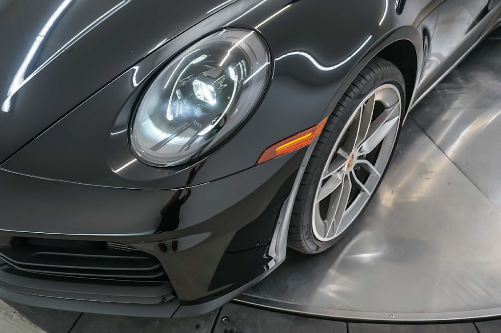 Thumbnail: 2025 Porsche 911 - 24