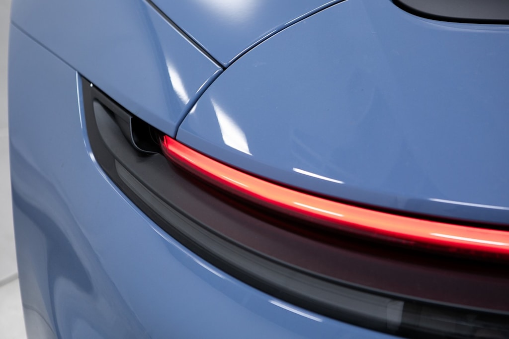 Thumbnail: 2026 Porsche 911 - 30